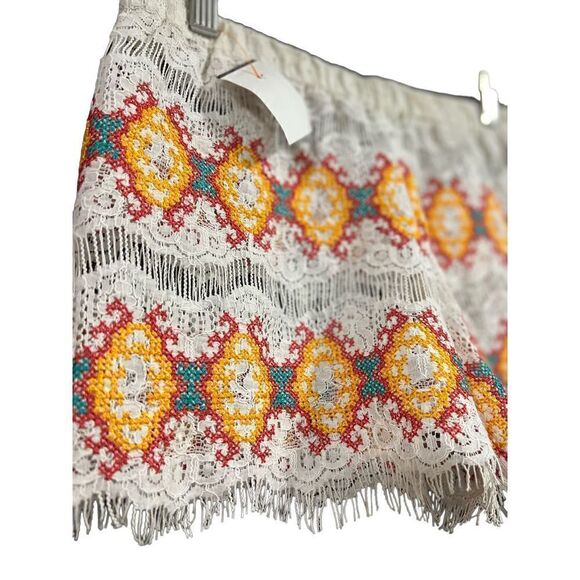 NEW!! QUEEN & PAWN Kea Lace Embroidered Short in Orange Size Medium - Picture 5 of 9
